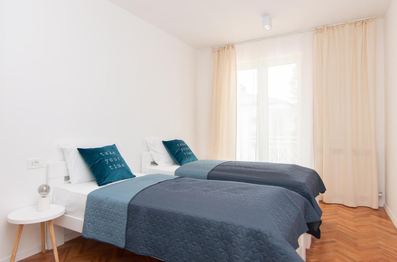 The Rose Garden Apartments Portorož Eksteriør billede